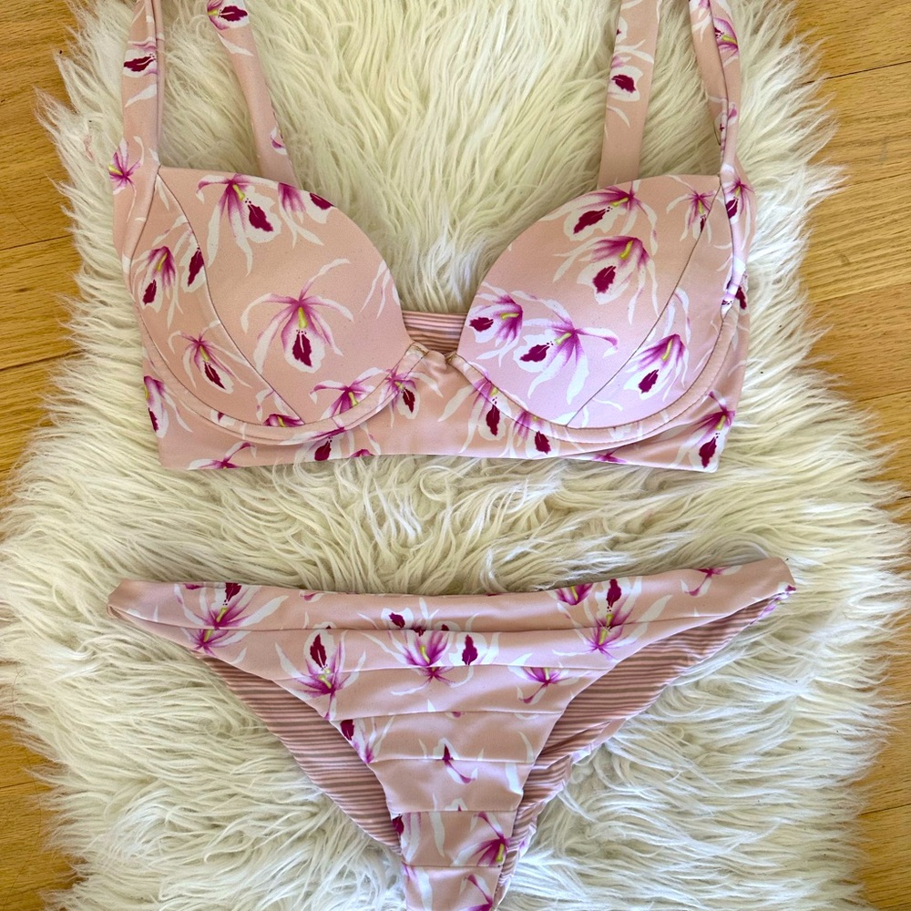 ACACIA pink orchid top and bottom size M